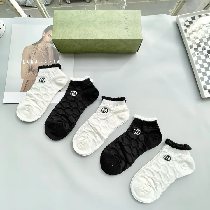 スーパーコピー グッチ 靴下