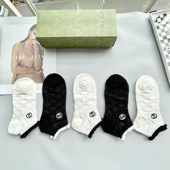 スーパーコピー グッチ 靴下