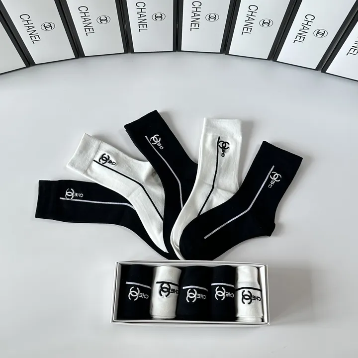 スーパーコピー シャネル 靴下