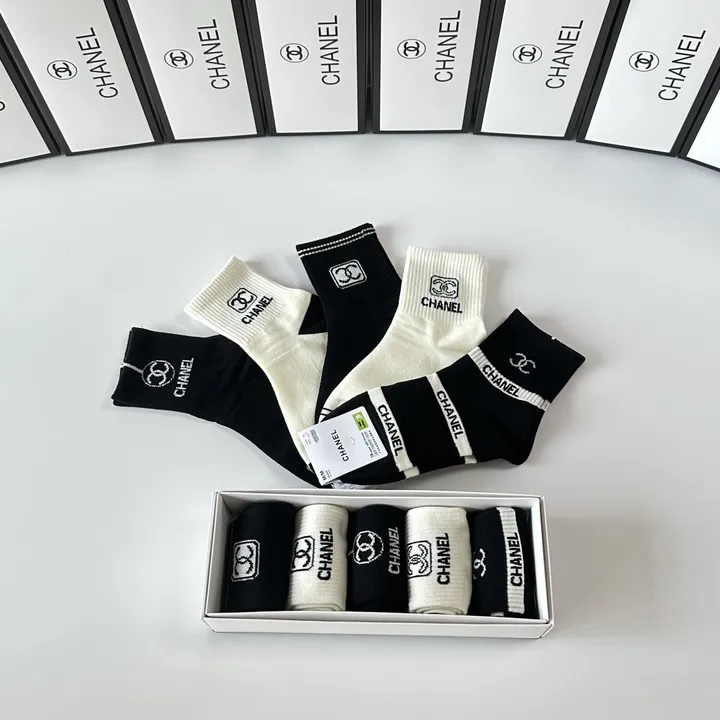 スーパーコピー シャネル 靴下