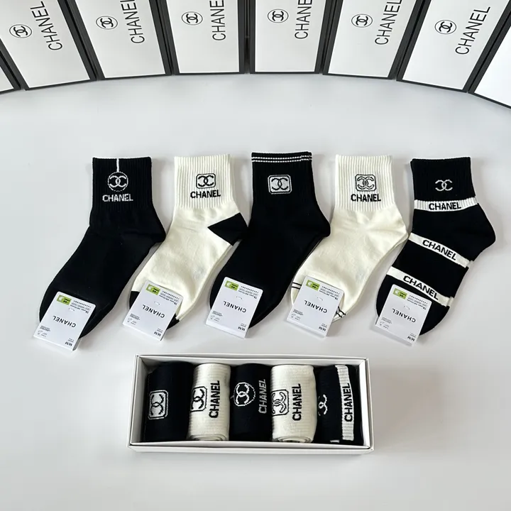 スーパーコピー シャネル 靴下