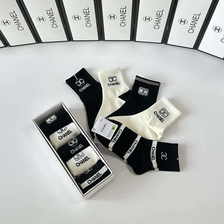 スーパーコピー シャネル 靴下
