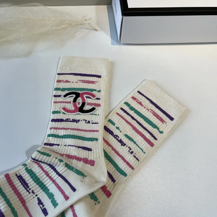 スーパーコピー シャネル 靴下