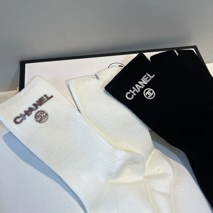 スーパーコピー シャネル 靴下