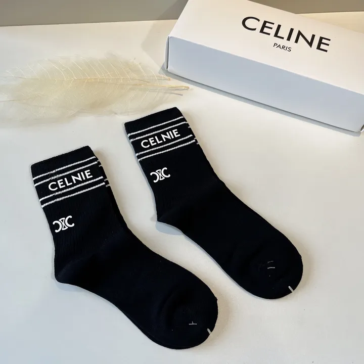 スーパーコピー ディオール 靴下