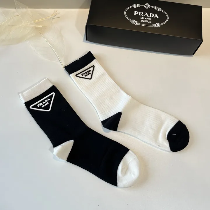 スーパーコピー バレンシアガ 靴下