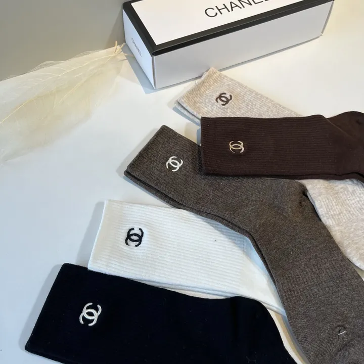 スーパーコピー シャネル 靴下