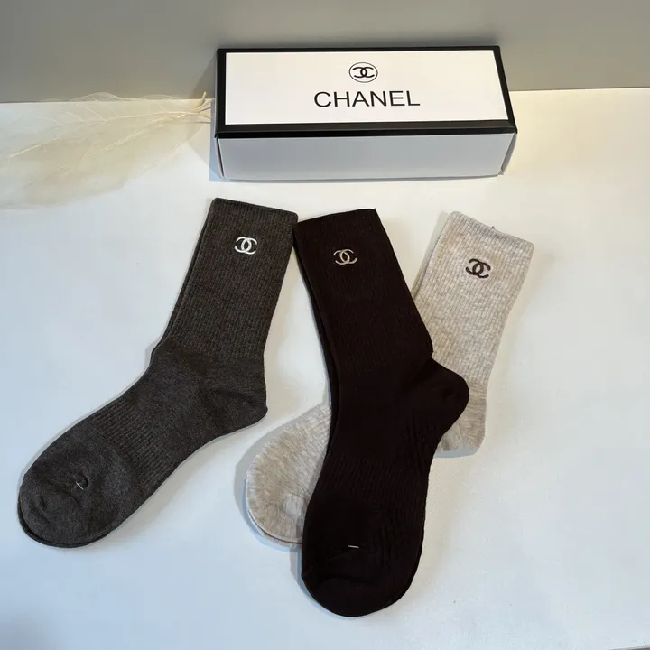 スーパーコピー シャネル 靴下