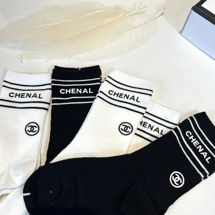 スーパーコピー シャネル 靴下