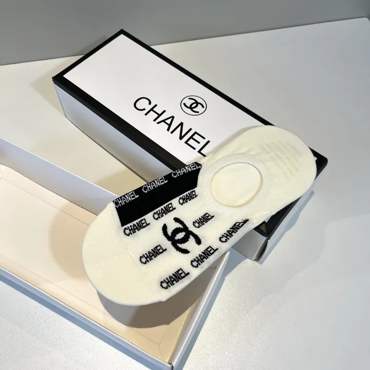 スーパーコピー シャネル 靴下