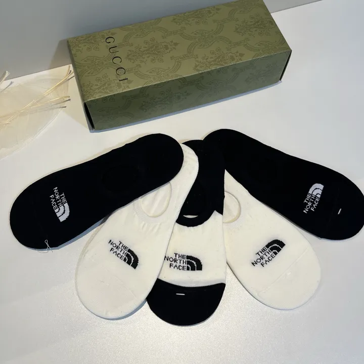 スーパーコピー グッチ 靴下