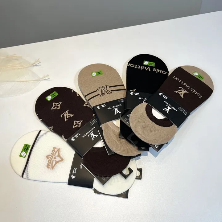 スーパーコピー ルイヴィトン 靴下