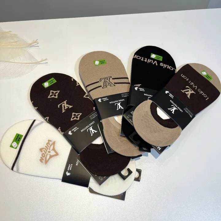 スーパーコピー ルイヴィトン 靴下