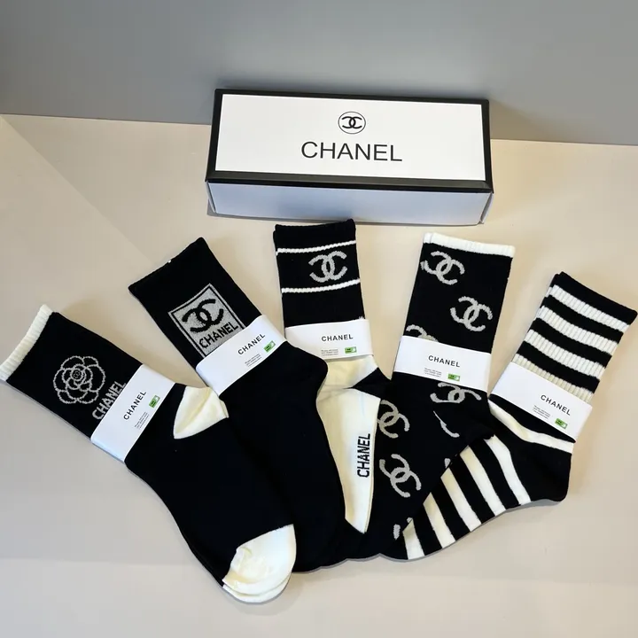 スーパーコピー シャネル 靴下