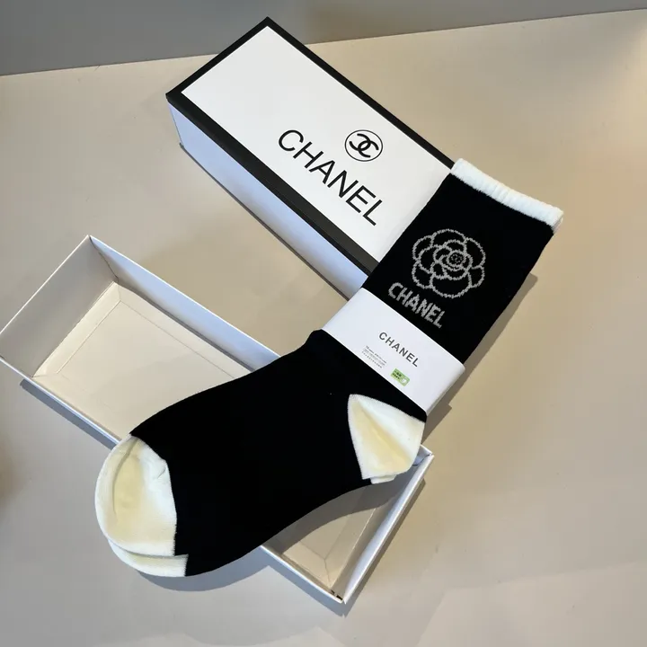 スーパーコピー シャネル 靴下
