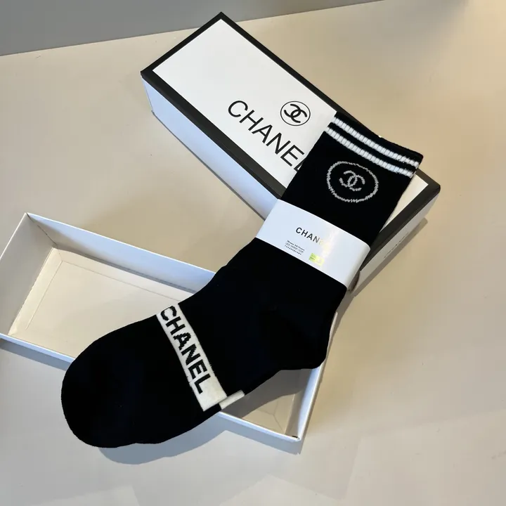 スーパーコピー シャネル 靴下