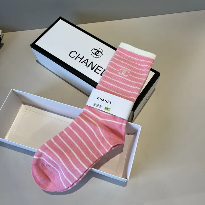 スーパーコピー シャネル 靴下