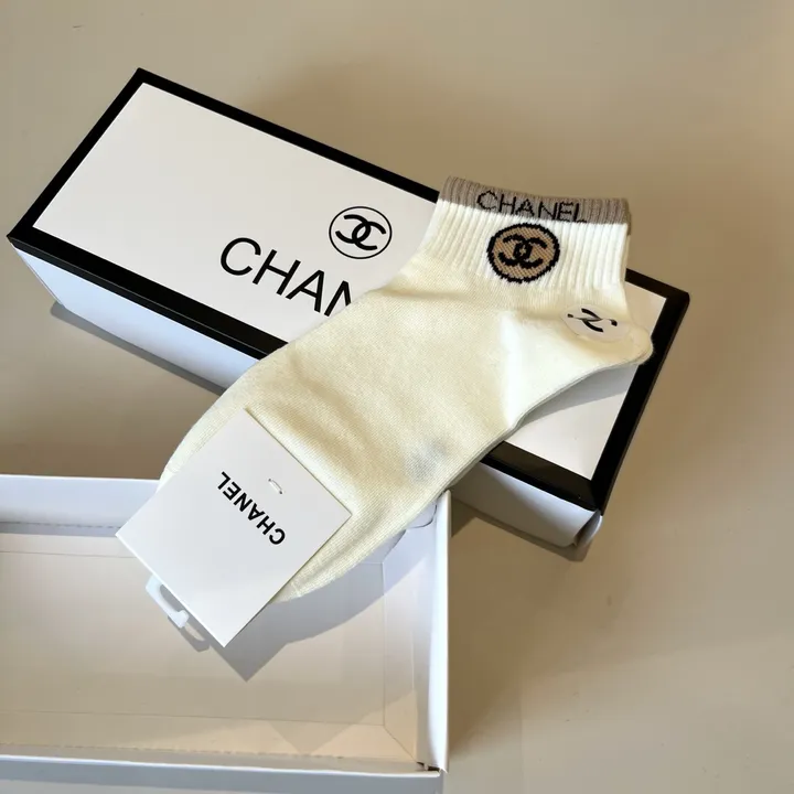 スーパーコピー シャネル 靴下