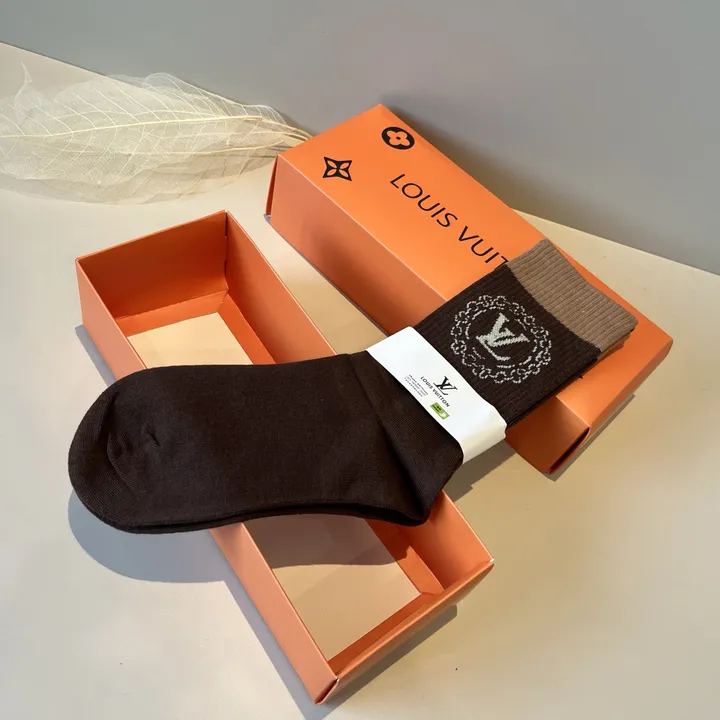 スーパーコピー ルイヴィトン 靴下
