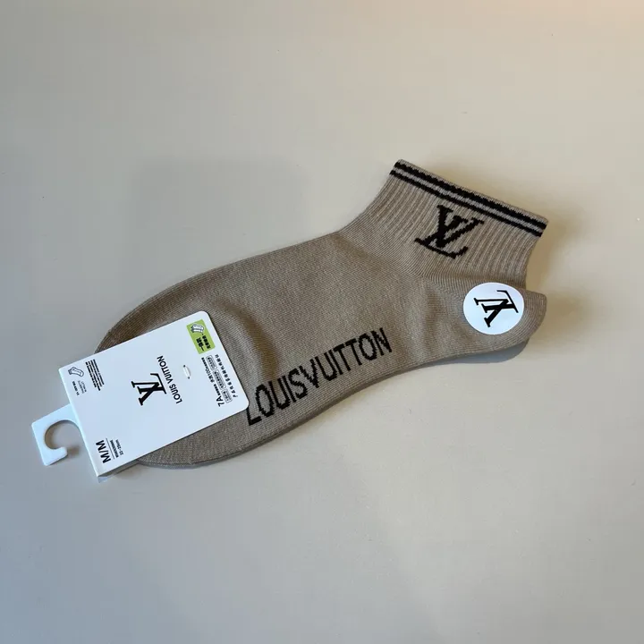 スーパーコピー ルイヴィトン 靴下