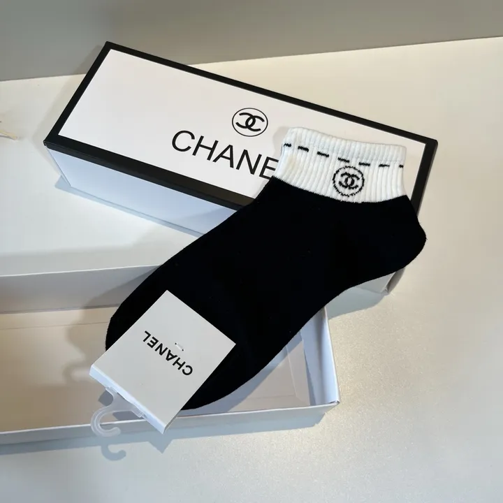 スーパーコピー シャネル 靴下