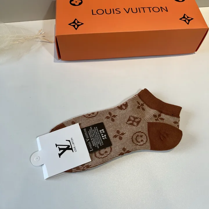 スーパーコピー ルイヴィトン 靴下