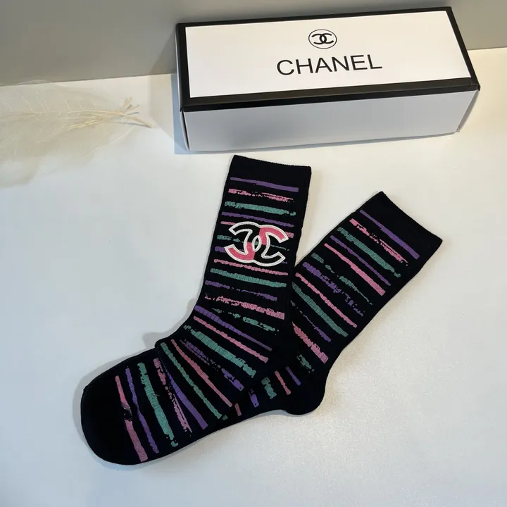 スーパーコピー シャネル 靴下