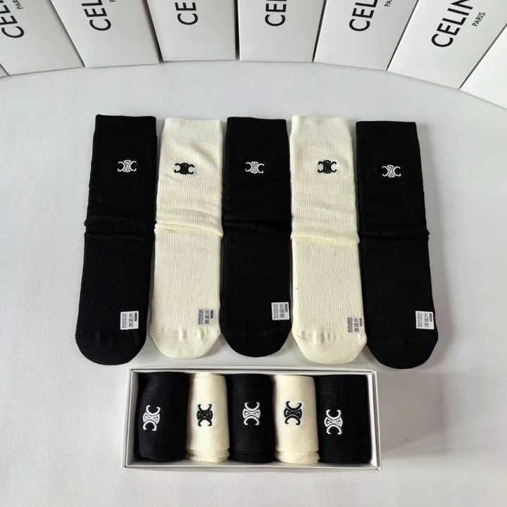 スーパーコピー セリーヌ 靴下