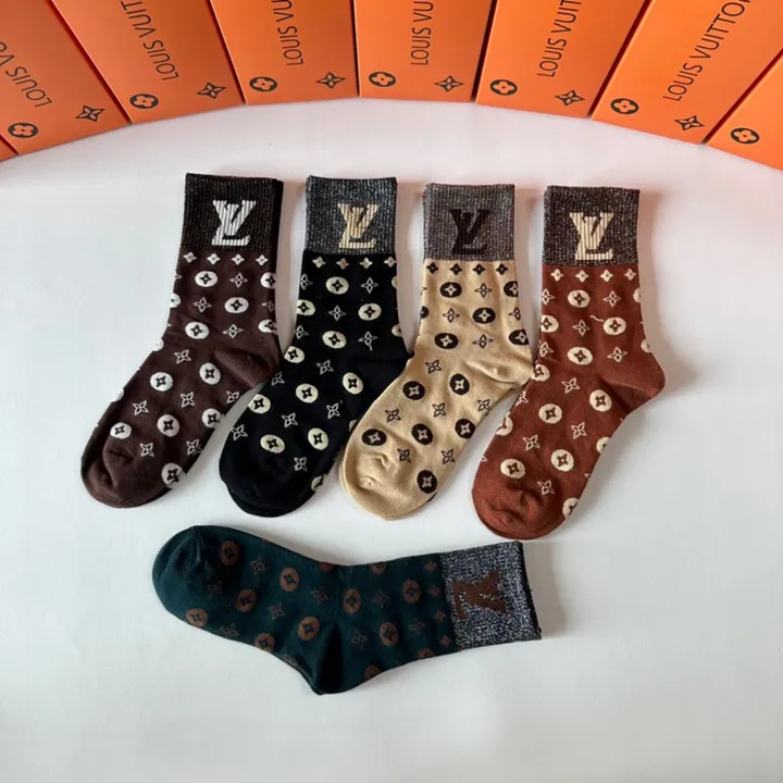 スーパーコピー ルイヴィトン 靴下