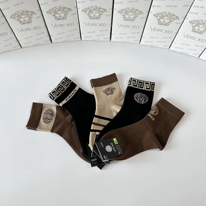 スーパーコピー ヴェルサーチ 靴下