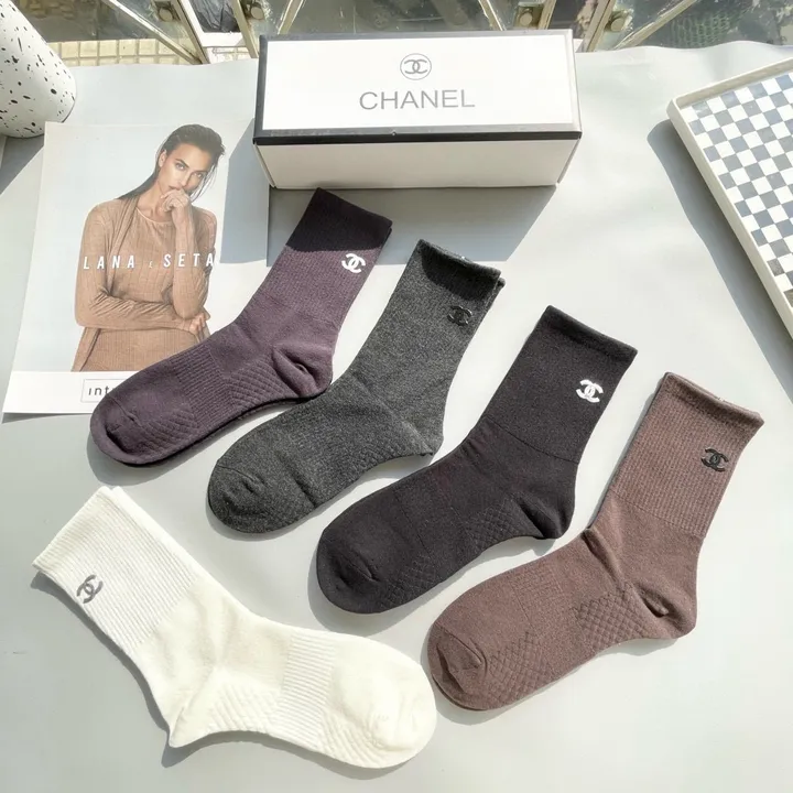 スーパーコピー シャネル 靴下