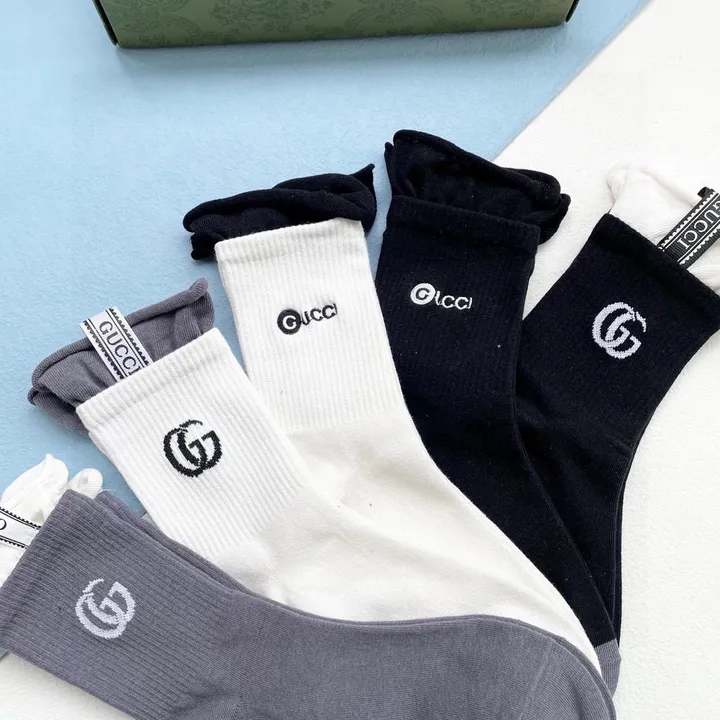 スーパーコピー グッチ 靴下