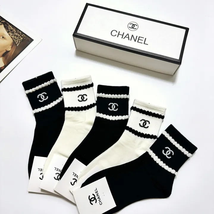 スーパーコピー シャネル 靴下
