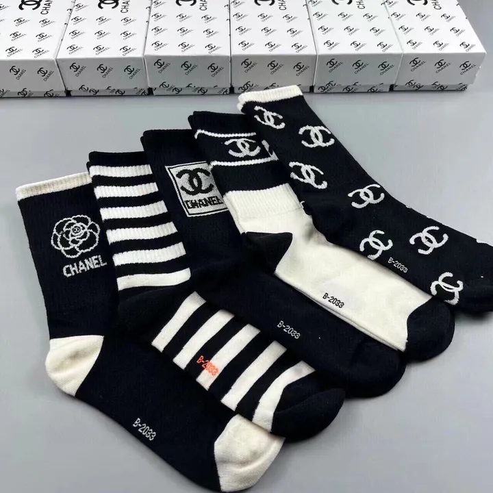 スーパーコピー シャネル 靴下