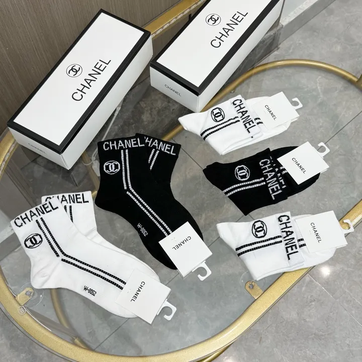 スーパーコピー シャネル 靴下