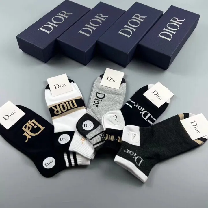 スーパーコピー ディオール 靴下