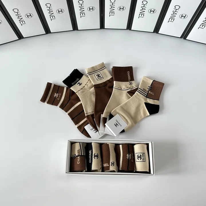 スーパーコピー シャネル 靴下