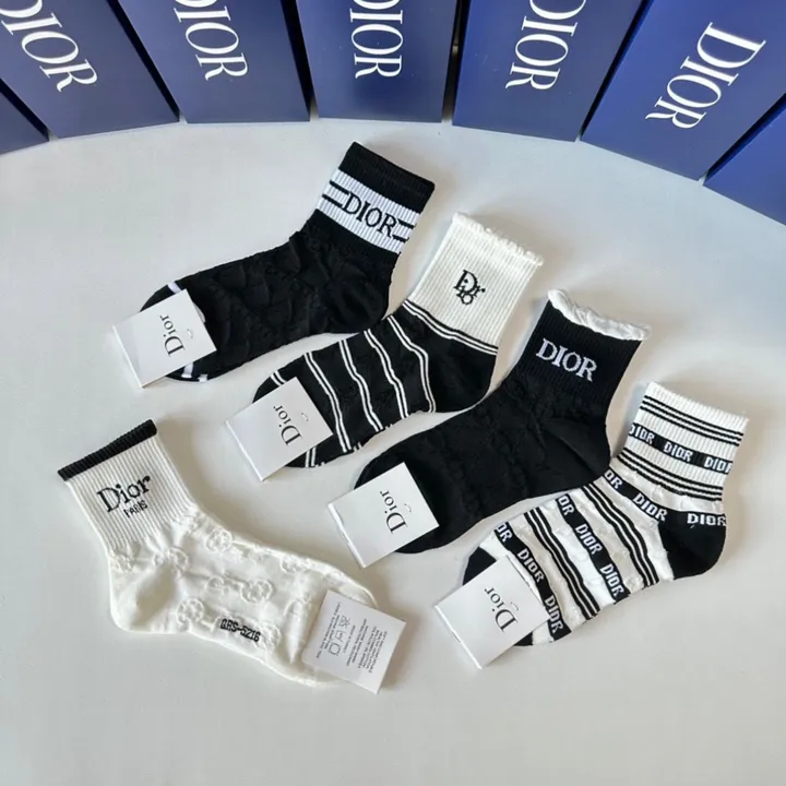 スーパーコピー ディオール 靴下