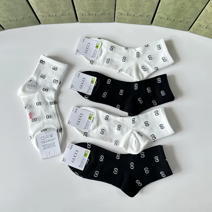 スーパーコピー グッチ 靴下