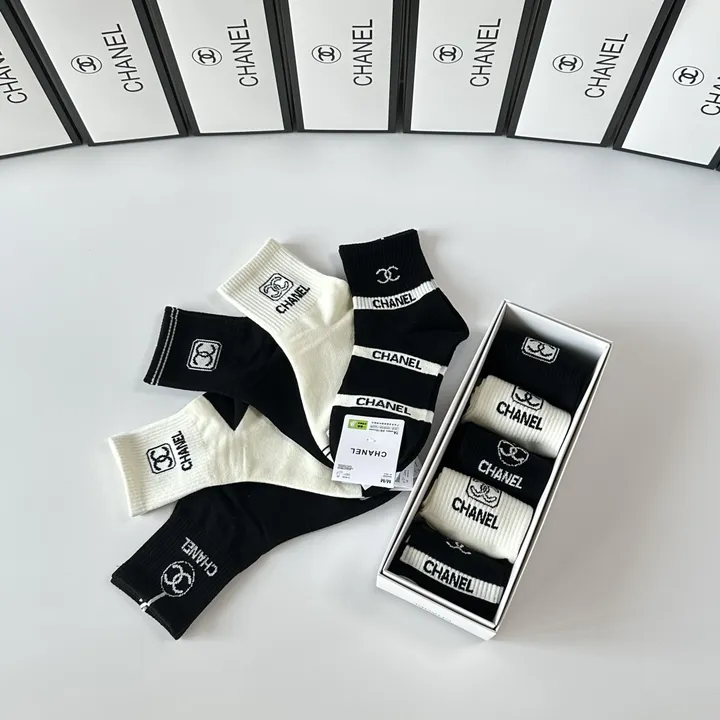 スーパーコピー シャネル 靴下