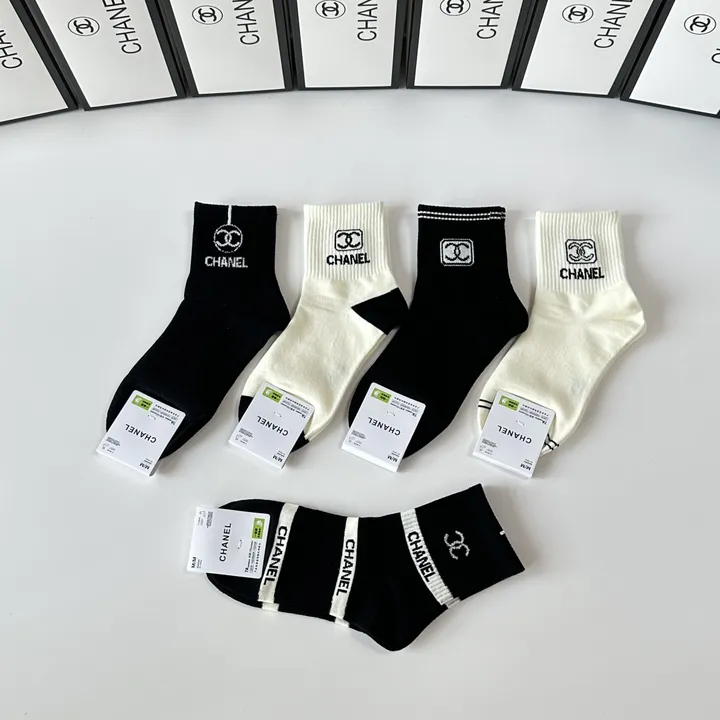 スーパーコピー シャネル 靴下