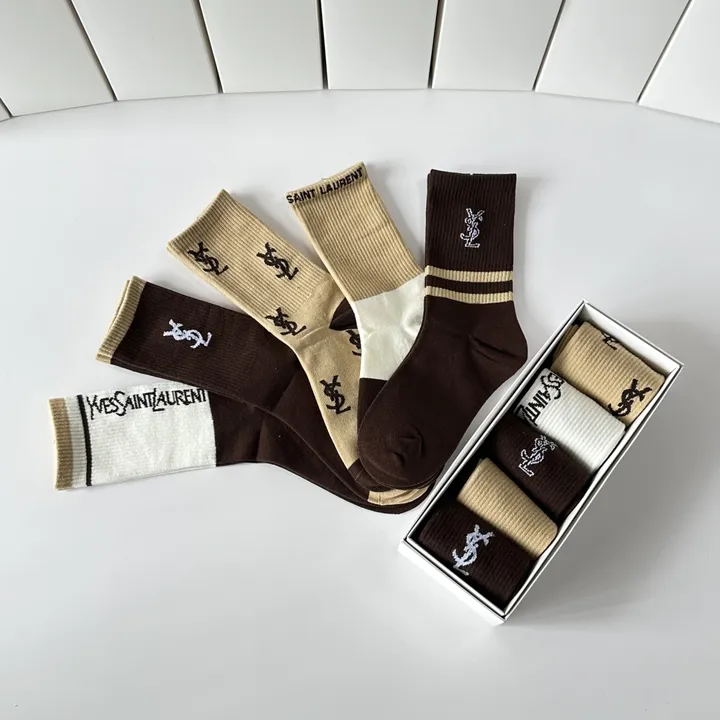スーパーコピー イブサンローラン 靴下