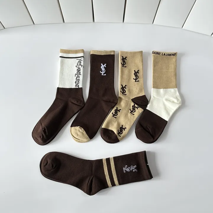 スーパーコピー イブサンローラン 靴下