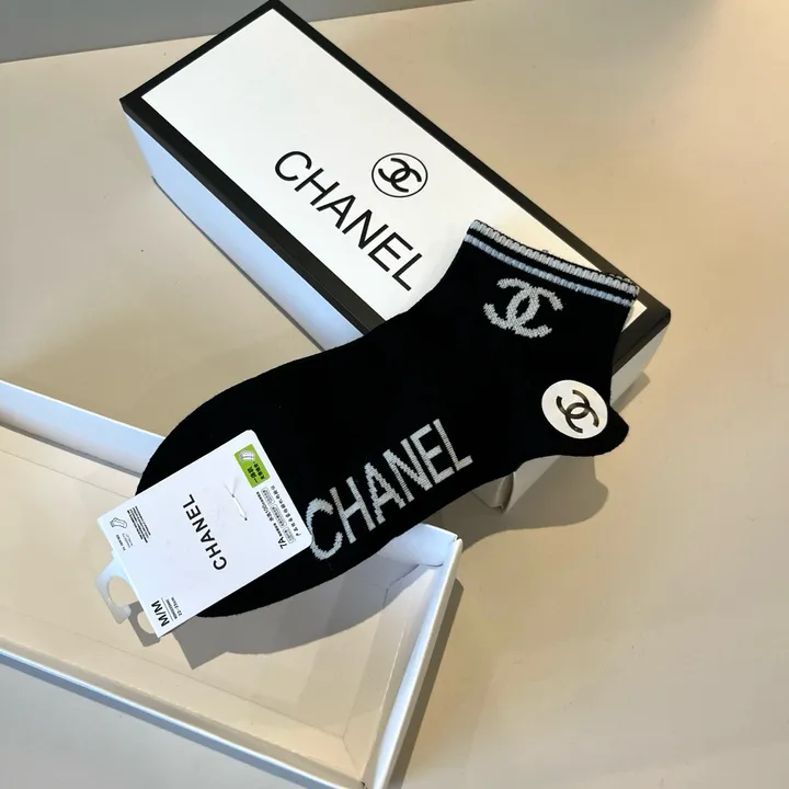 スーパーコピー シャネル 靴下