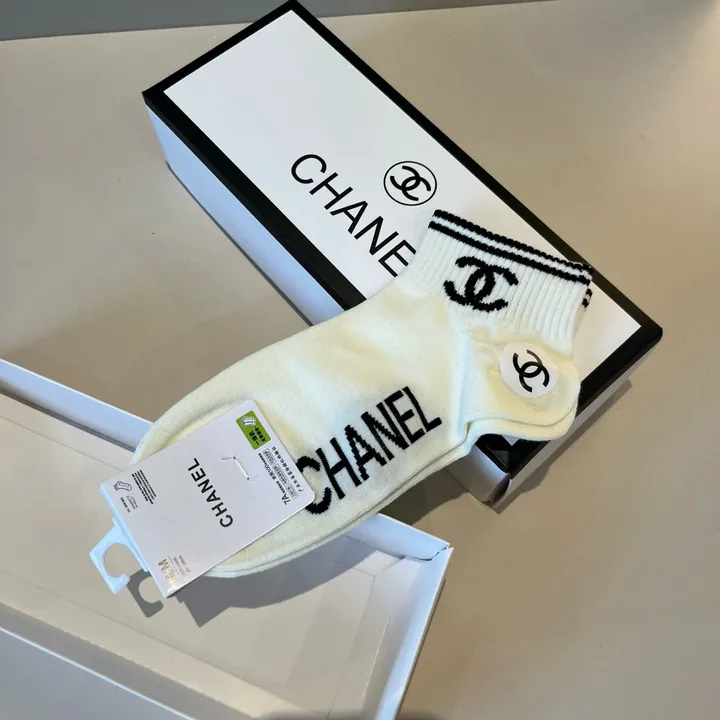 スーパーコピー シャネル 靴下