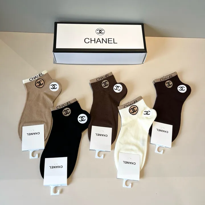 スーパーコピー シャネル 靴下