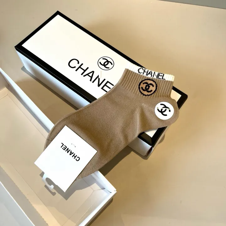 スーパーコピー シャネル 靴下