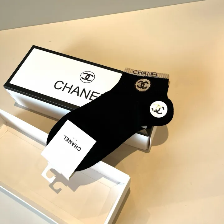 スーパーコピー シャネル 靴下