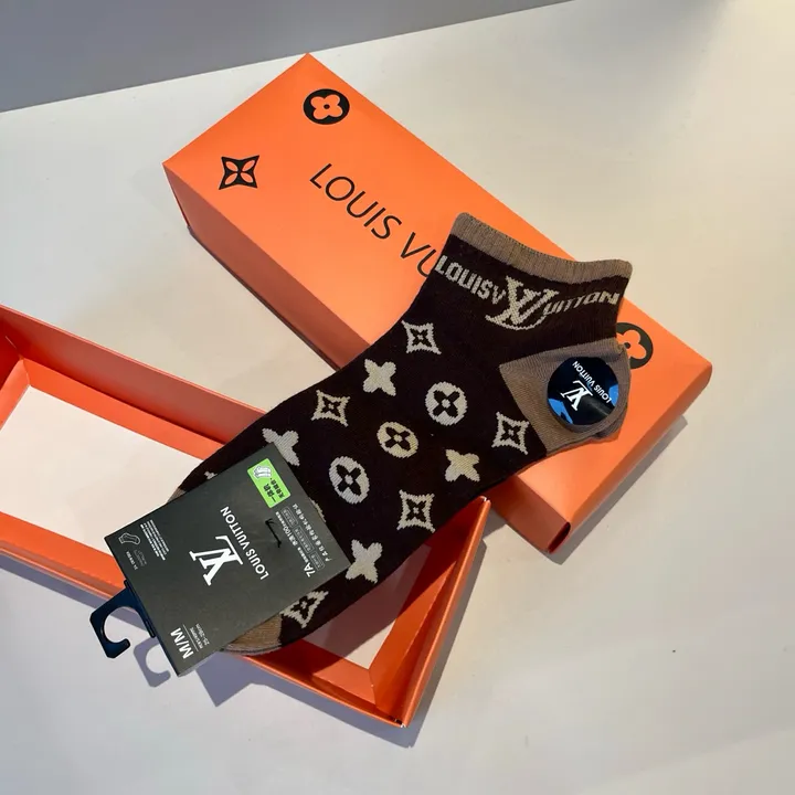 スーパーコピー ルイヴィトン 靴下