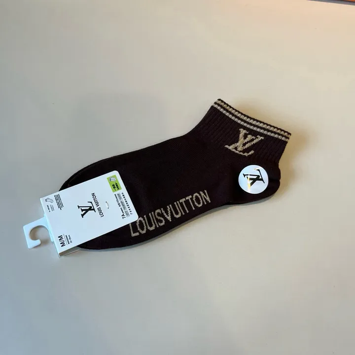 スーパーコピー ルイヴィトン 靴下